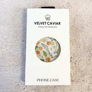 NIB VELVET CAVIAR IPhone 17 Case Flowers